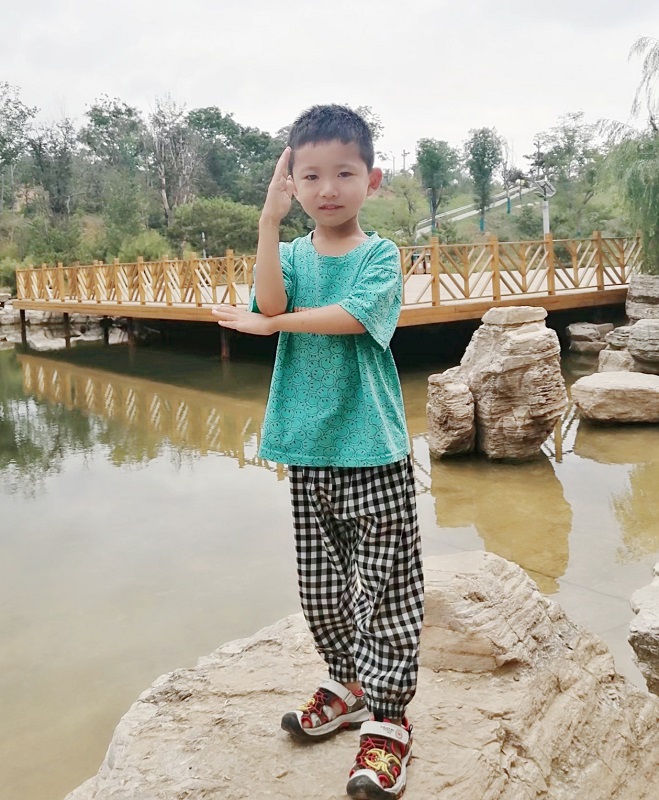 本期主讲人:董欣宇,男,今年5岁,现就读于白扬友谊幼儿园中二班,平时